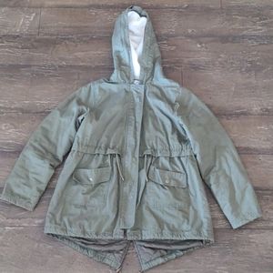 Lightweight maternity jacket